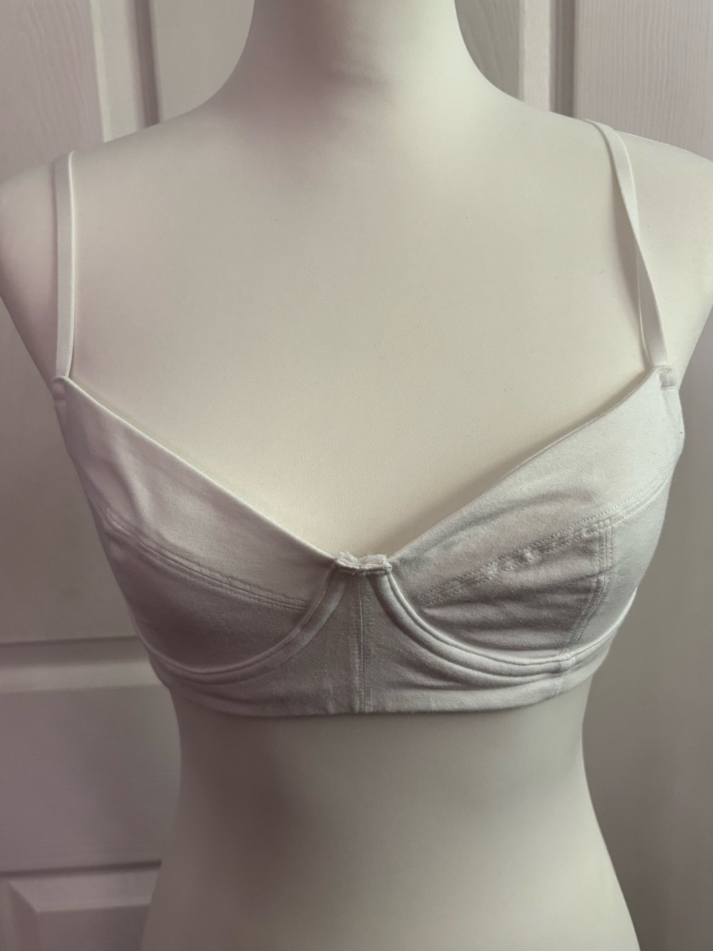 Aerie White Unlined Bralette Top Size Medium